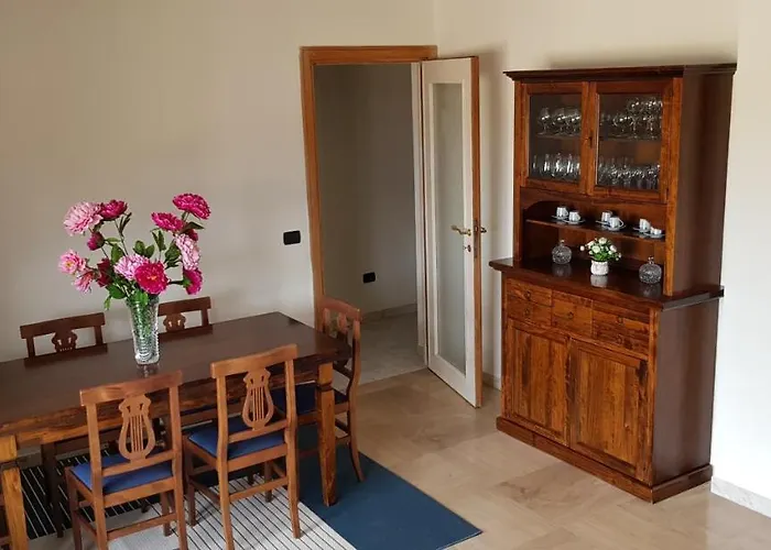 Superattico Con Vista Sul Centro E I Colli Albani Apartment Rom