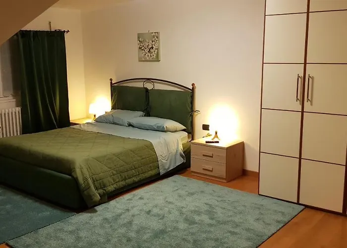 Superattico Con Vista Sul Centro E I Colli Albani Rom
