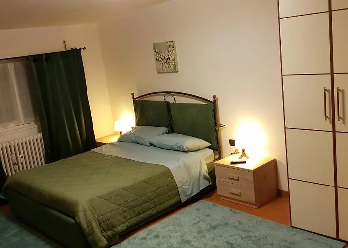 Superattico Con Vista Sul Centro E I Colli Albani Apartment Rom