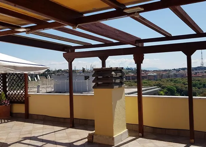 Superattico Con Vista Sul Centro E I Colli Albani * Rom