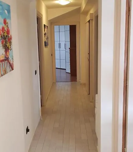 Apartment Superattico Con Vista Sul Centro E I Colli Albani