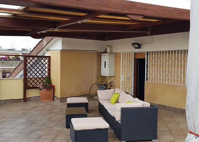 Apartment Superattico Con Vista Sul Centro E I Colli Albani Rom