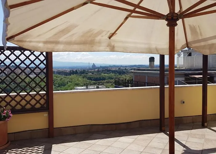 Superattico Con Vista Sul Centro E I Colli Albani Apartment